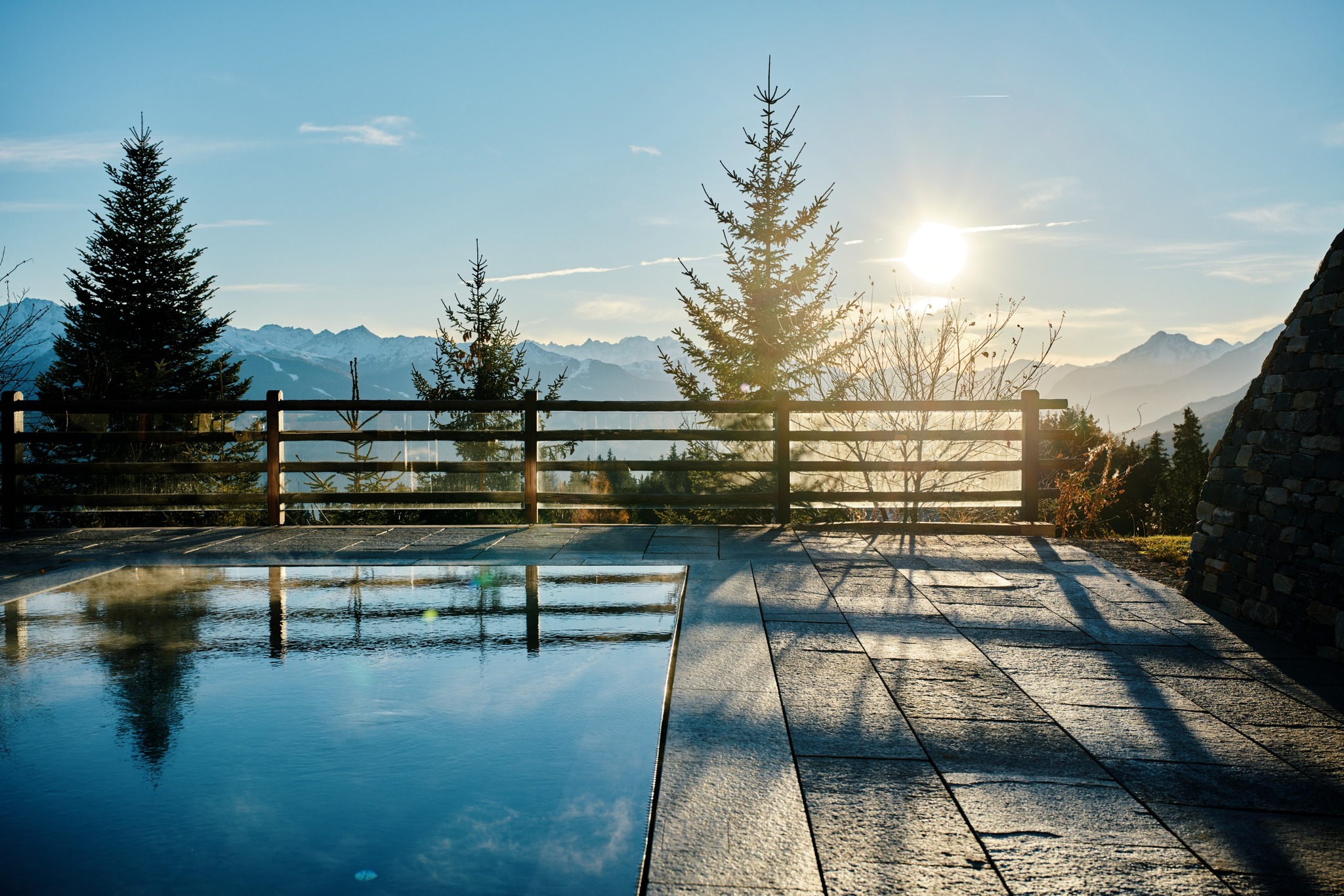 LeCrans Hotel & Spa Social Media Management